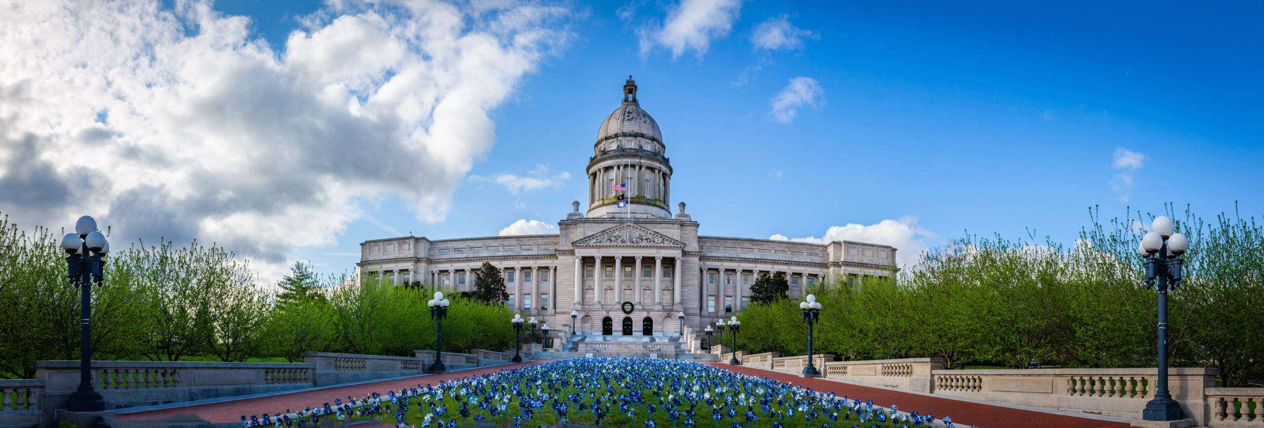 Kentucky Senate Committee Approves Bill to Legalize Sports Betting