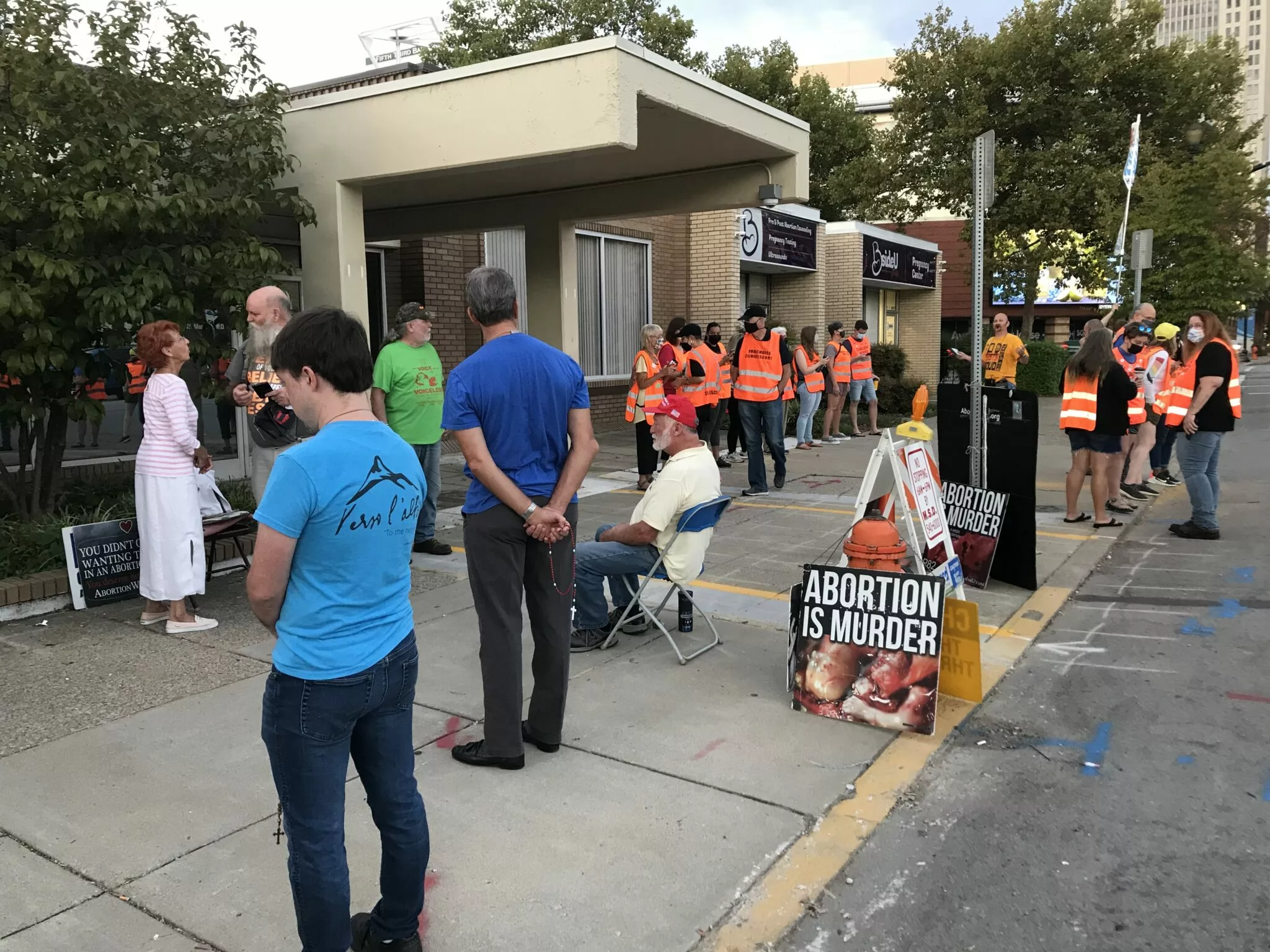 Patients still call Kentucky abortion providers as advocates struggle to find a legal path forward