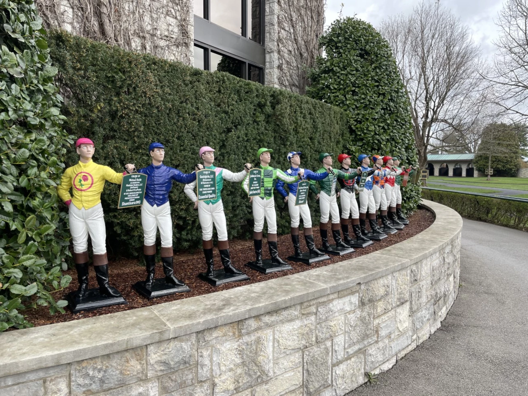 Caesars hooks up with Keeneland for new sportsbook at the Red Mile