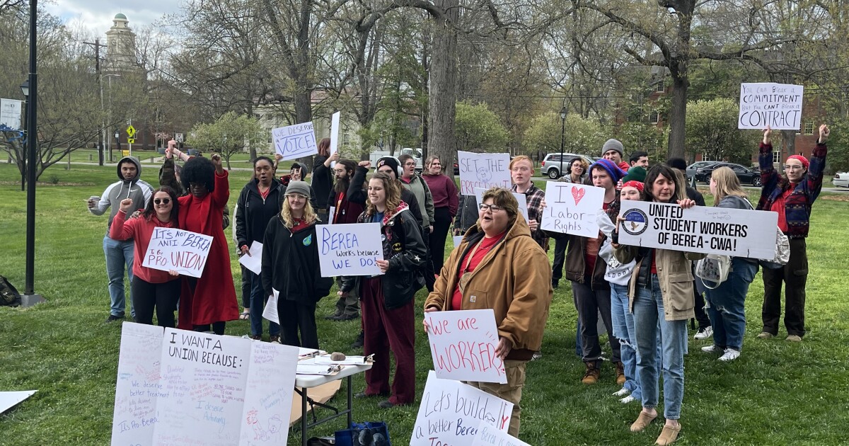 Supporters of Berea College student workers’ union organize rally on campus