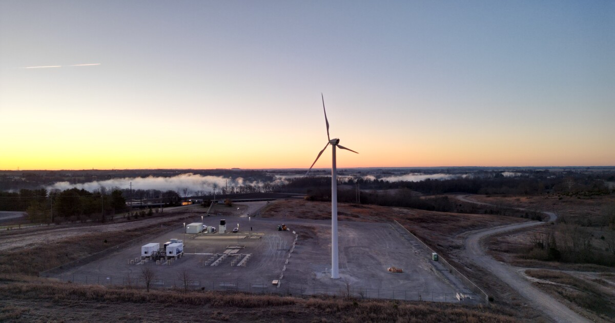 Kentucky’s first utility wind turbine running in Mercer County
