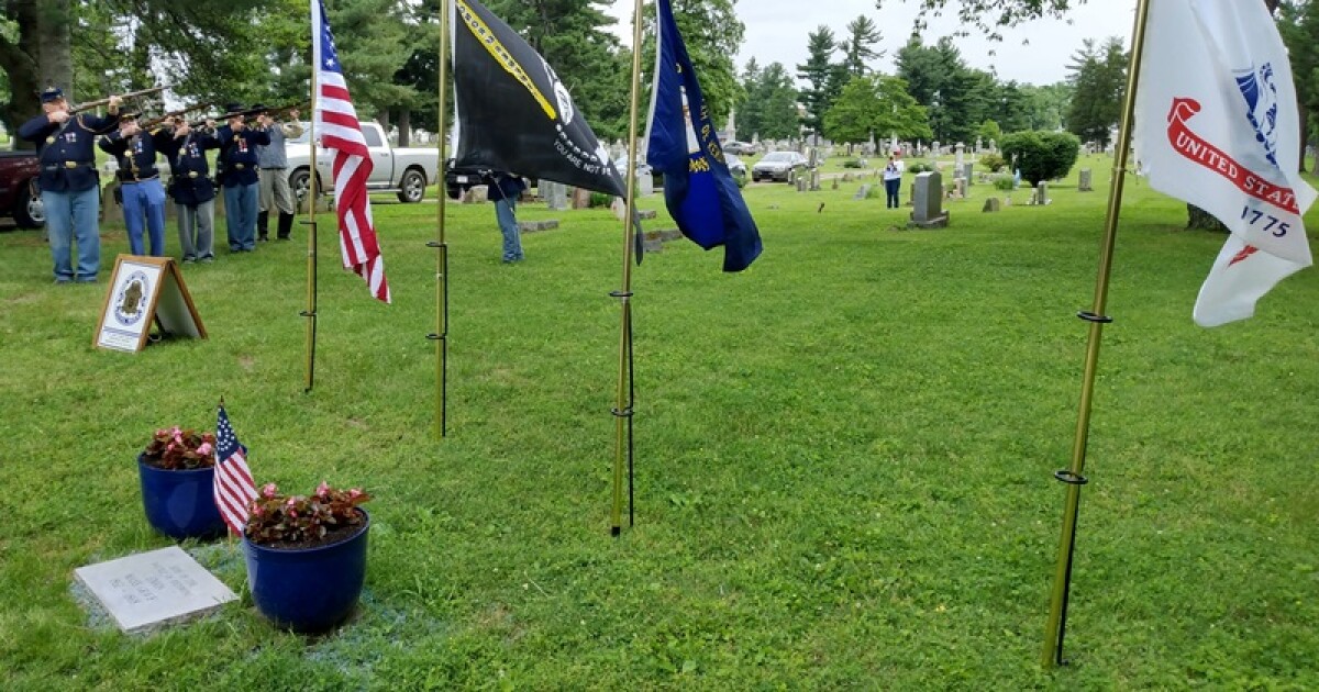 Battle of Richmond mass grave memorial dedicated