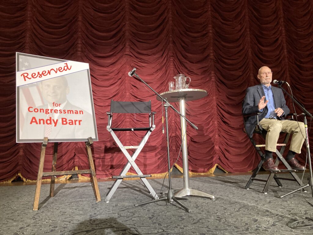 More than 900 turn out to send a message to U.S. Rep. Andy Barr who wasn’t there