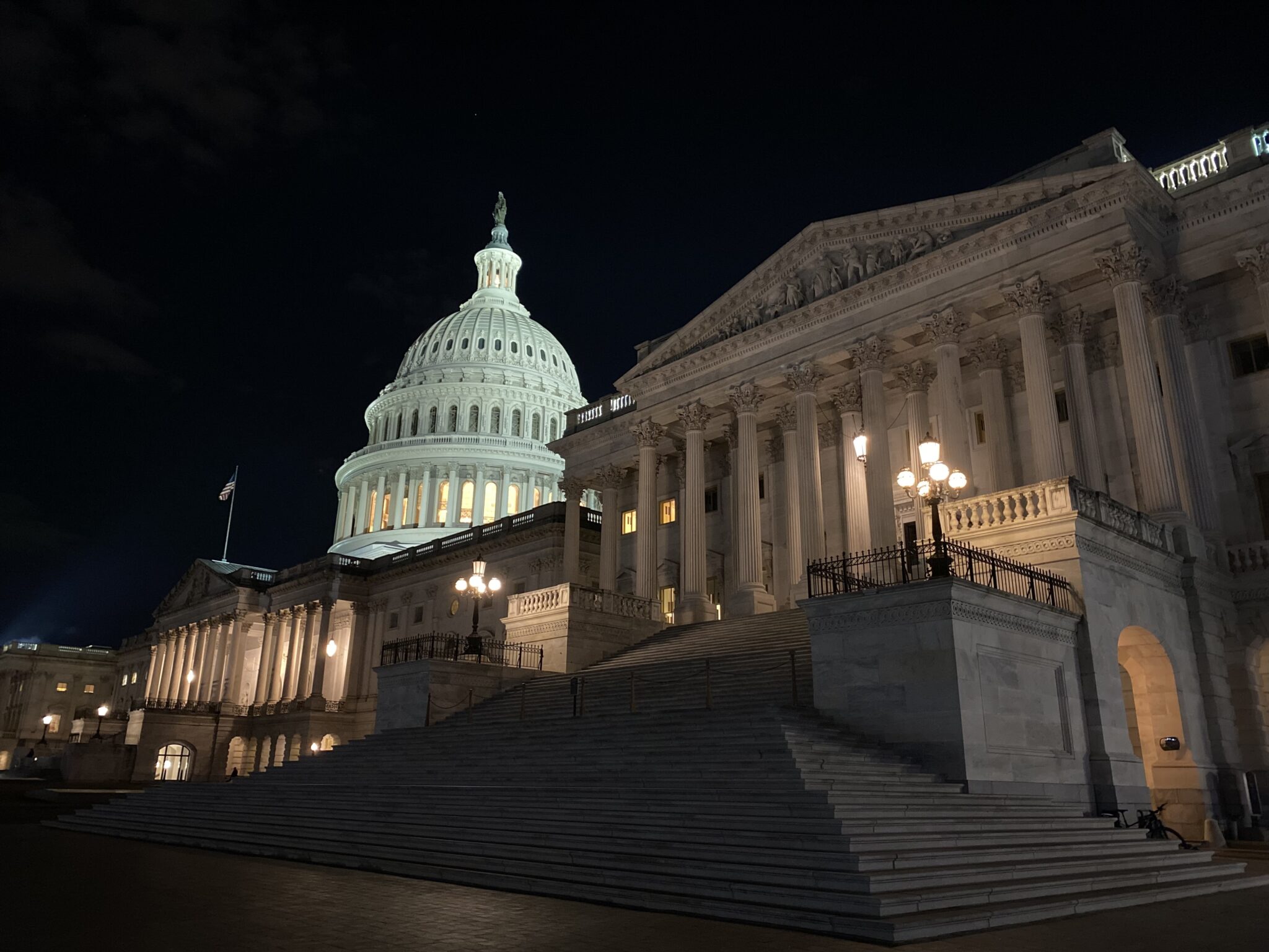 U.S. Senate GOP wins approval of sprawling budget blueprint, shipping it to the House