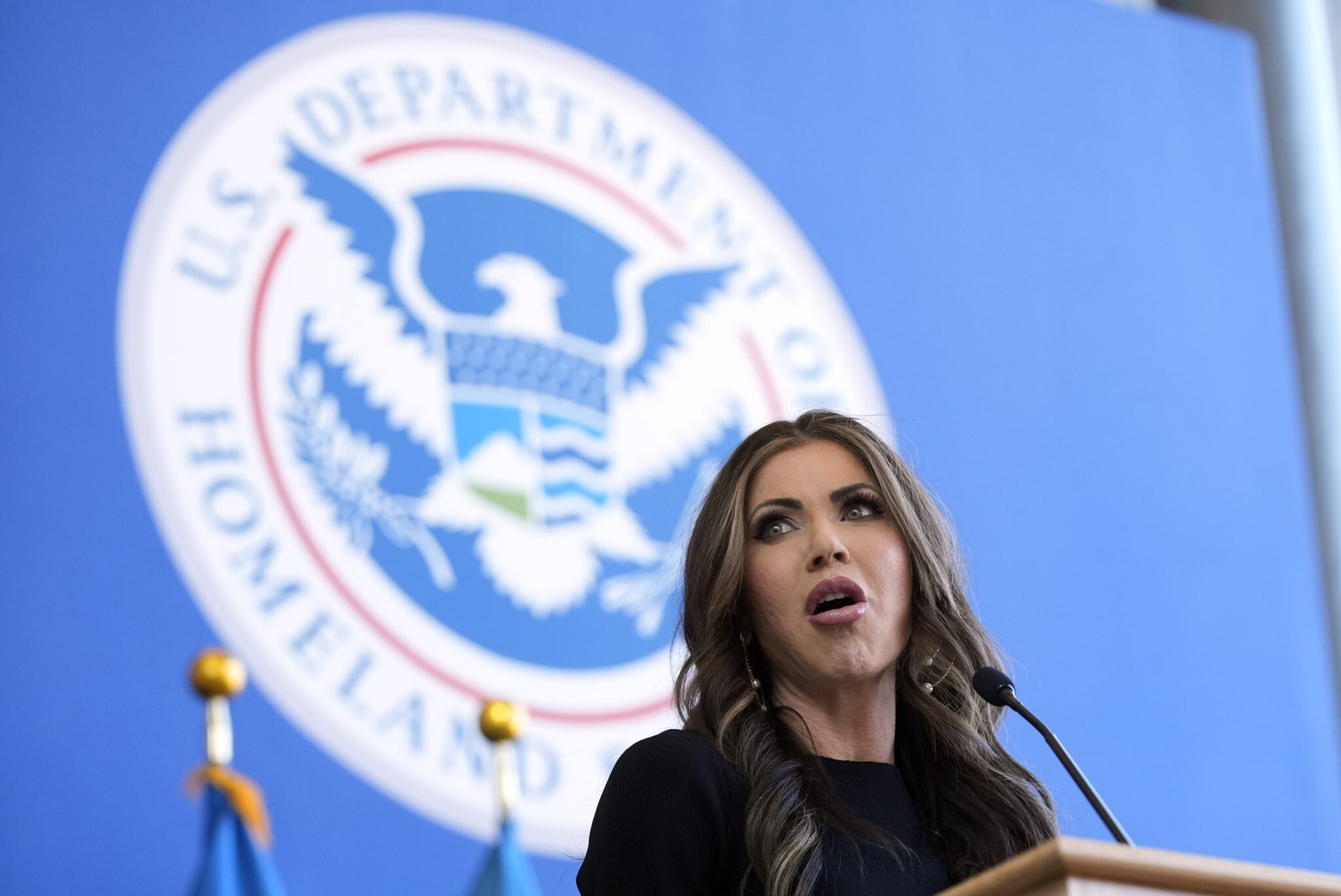 IRS to share immigrants’ tax info with DHS