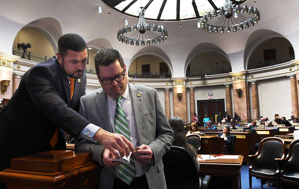 Kentucky optometrists keep campaign cash flowing to the powerful in Frankfort