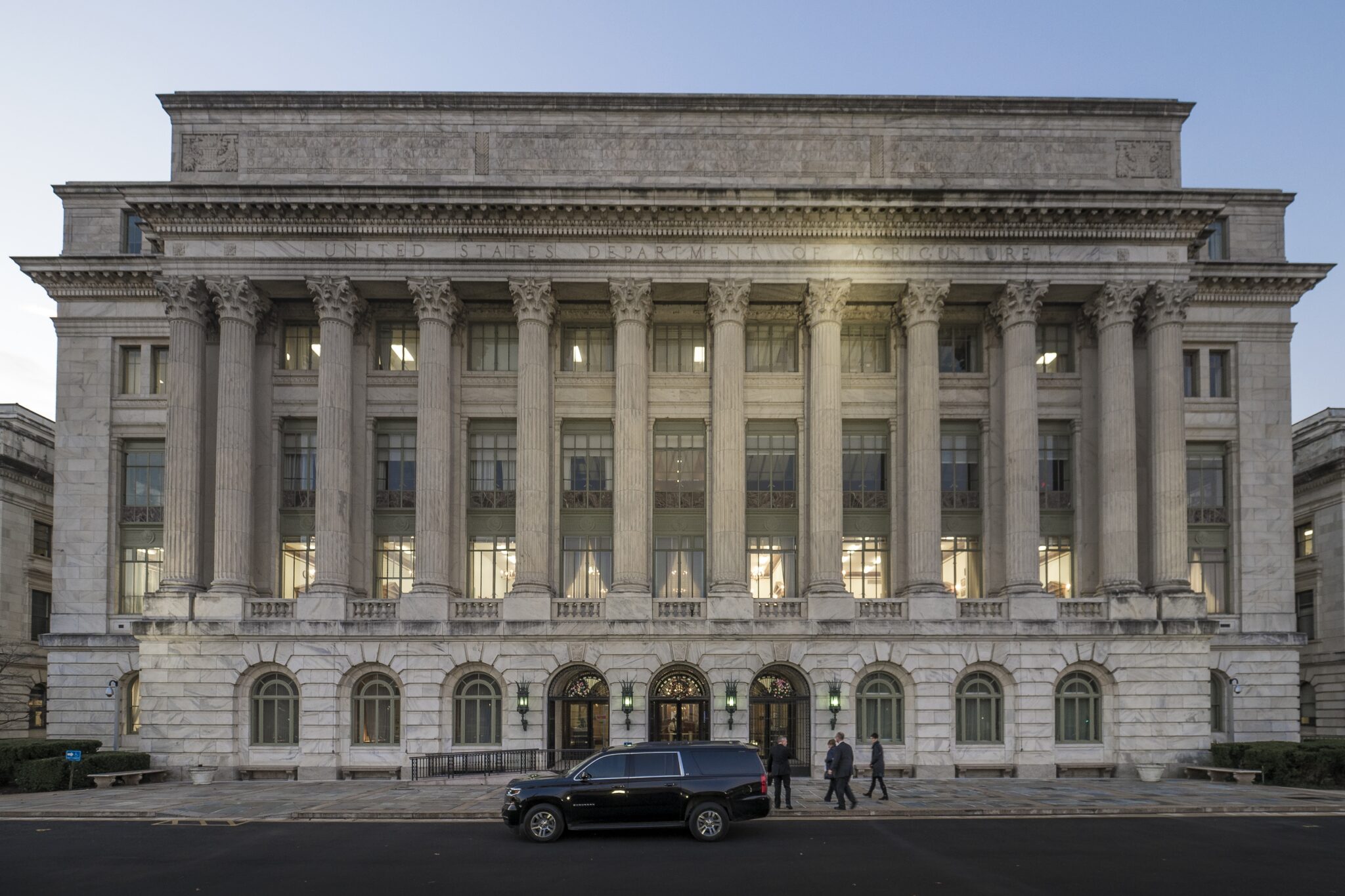 USDA in sweeping reorganization to ship some DC workers to 5 regional centers
