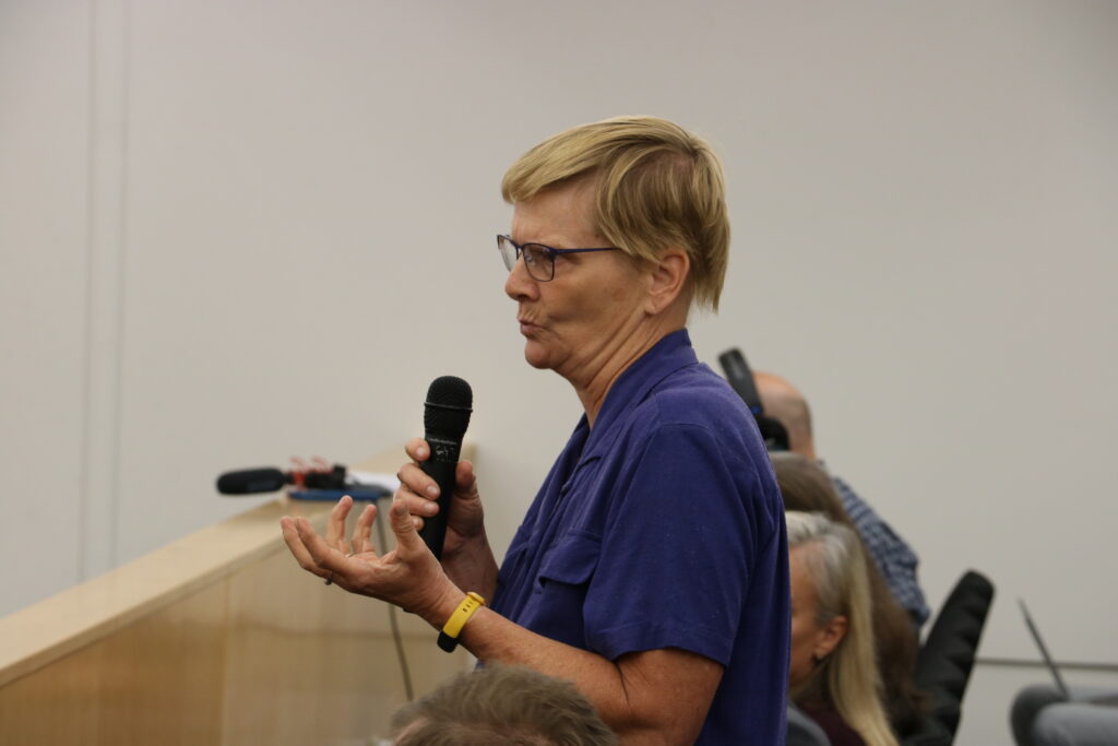 Kentuckians tell state utility regulator to oppose new gas-fired power for prospective data centers