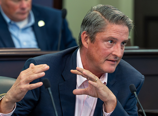 Legislators hear from tourism officials on jobs, tax revenue