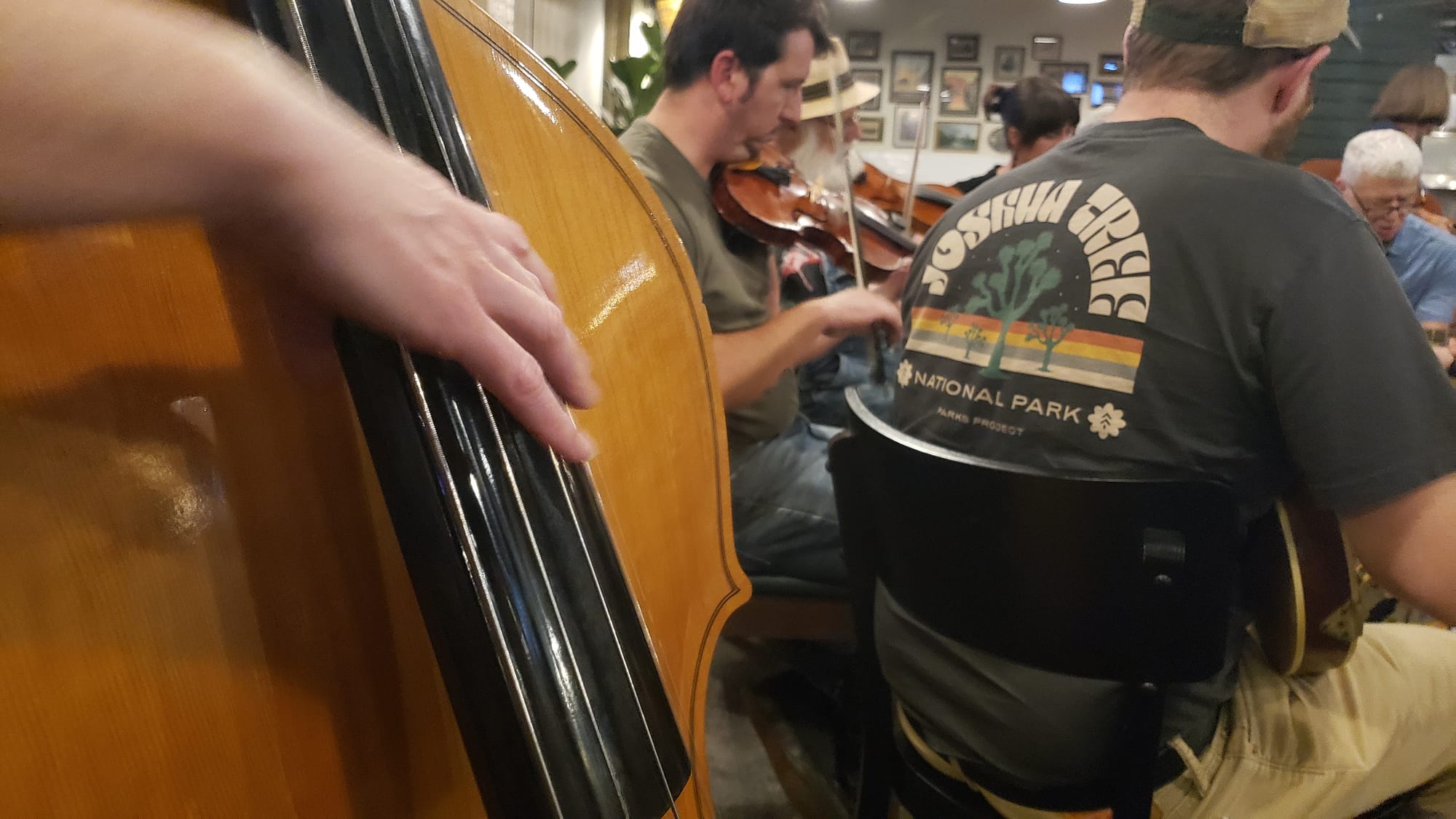 Old Time Music Jams Are Helping Lexington Newcomers  Build Community