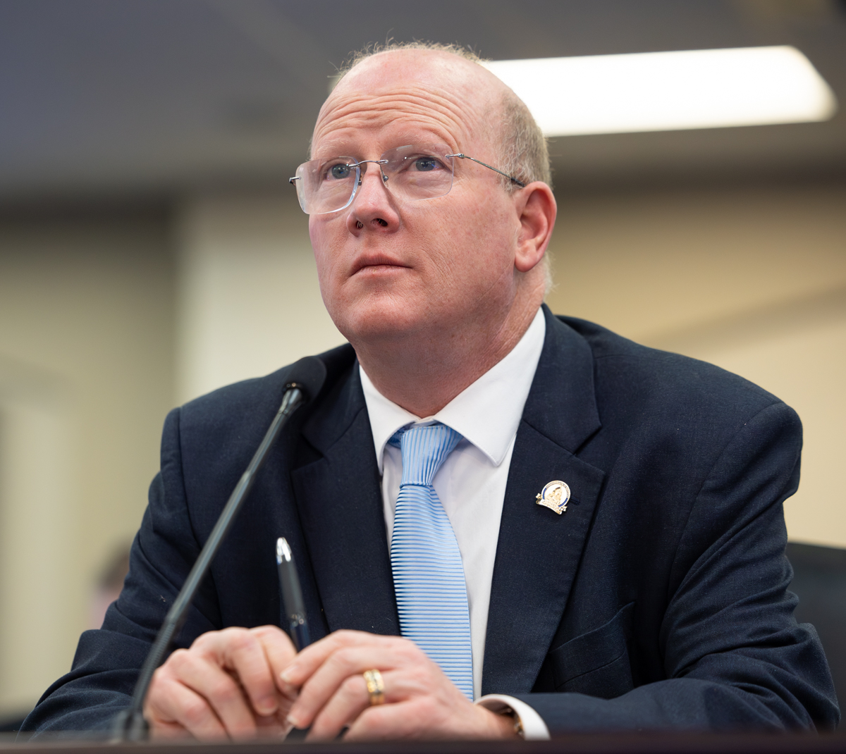 Committee advances legislation on fluoride in tap water