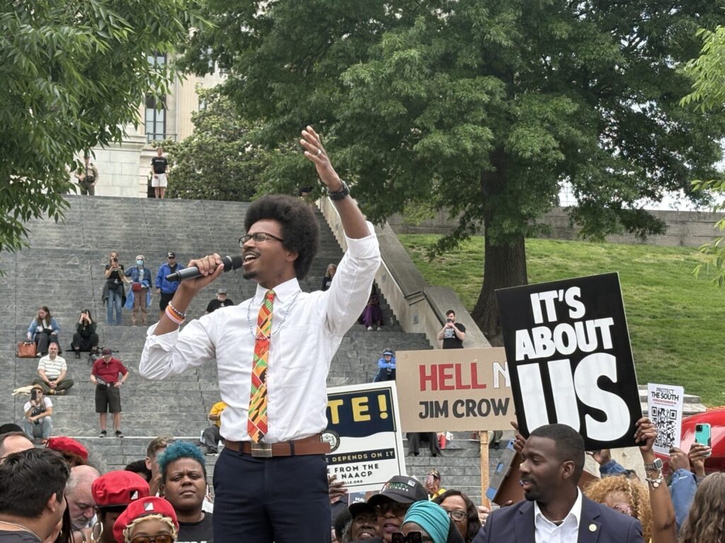 Tennessee State Rep. Justin Pearson, a Memphis Democrat, speaks to a crowd of protesters on May 5, 2026, the first day of a special legislative session called by Republican Gov. Bill Lee to redraw Tennessee’s congressional districts. (Photo by Cassandra Stephenson/Tennessee Lookout)