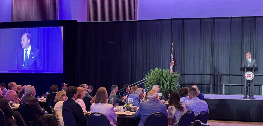 State GOP Dinner rallies party behind key candidates before November election